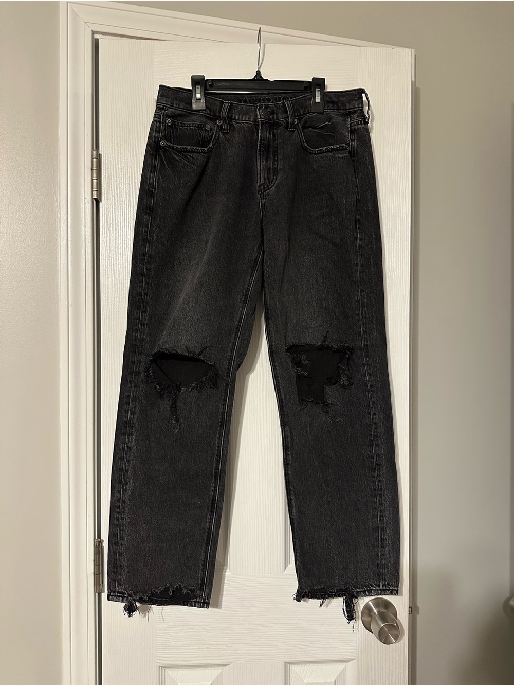 American Eagle Outfitters Black Distressed Straight Jeans